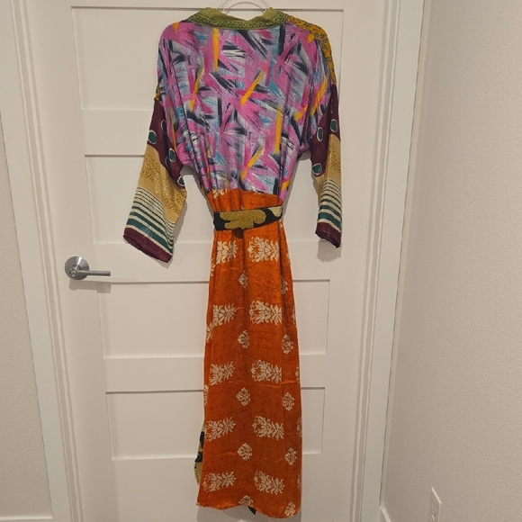 Silk Multicolor Wevez Patterned Kimono Robe - Picture 4 of 5